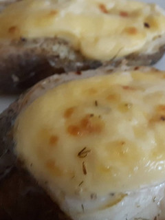 Una foto de Merluza al horno con gratinado de mayonesa