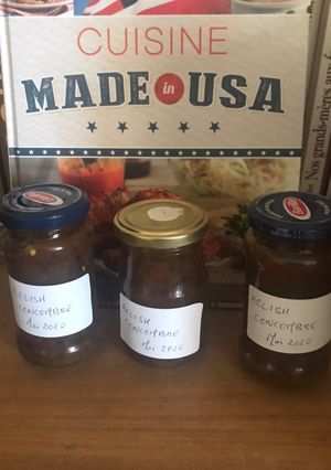 Une photo de Relish au concombre et à l’oignon