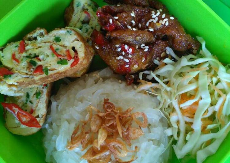 Cara Gampang Membuat Bento Shirataki uduk #ketopad_cp_bento yang Lezat