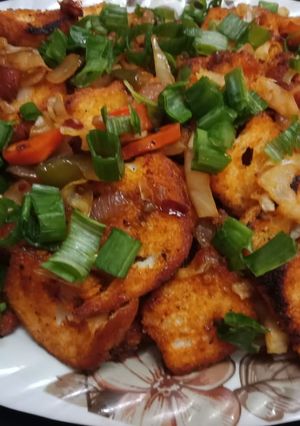 चिली ब्रेड (Chilli bread recipe in Hindi) रेसिपी मुख्य फोटो