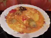 Una foto de arroz y habichuelas