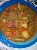 Lentejas con verduras, jamón y chorizo