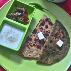 A picture of Layered Paratha.