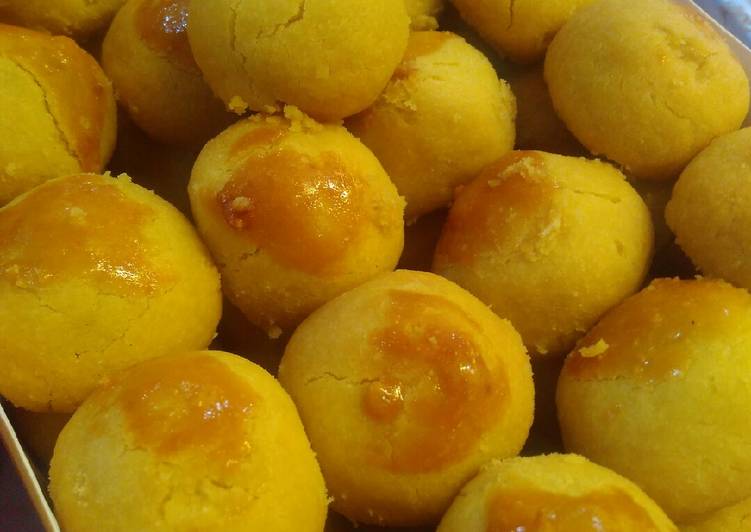 Nastar lembut lumer