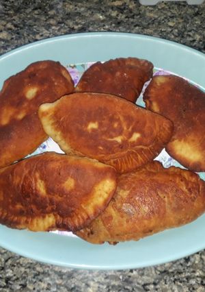عکسی از دستور پیراشکی گوشت 🍔