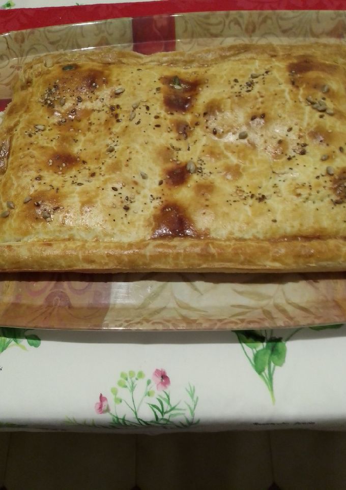 Una foto de Empanada de jamón y queso