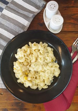 হোয়াইট পাস্তা (White Pasta recipe in Bengali) রেসিপির প্রধান ছবি