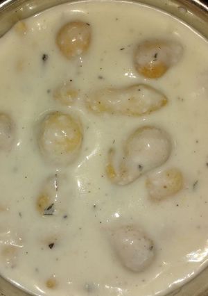 A picture of Boondi ka raita.