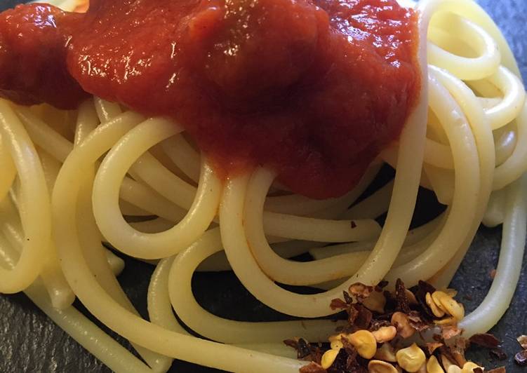 Steps to Make Award-winning Spaghetti con sugo alla pallottine teramane