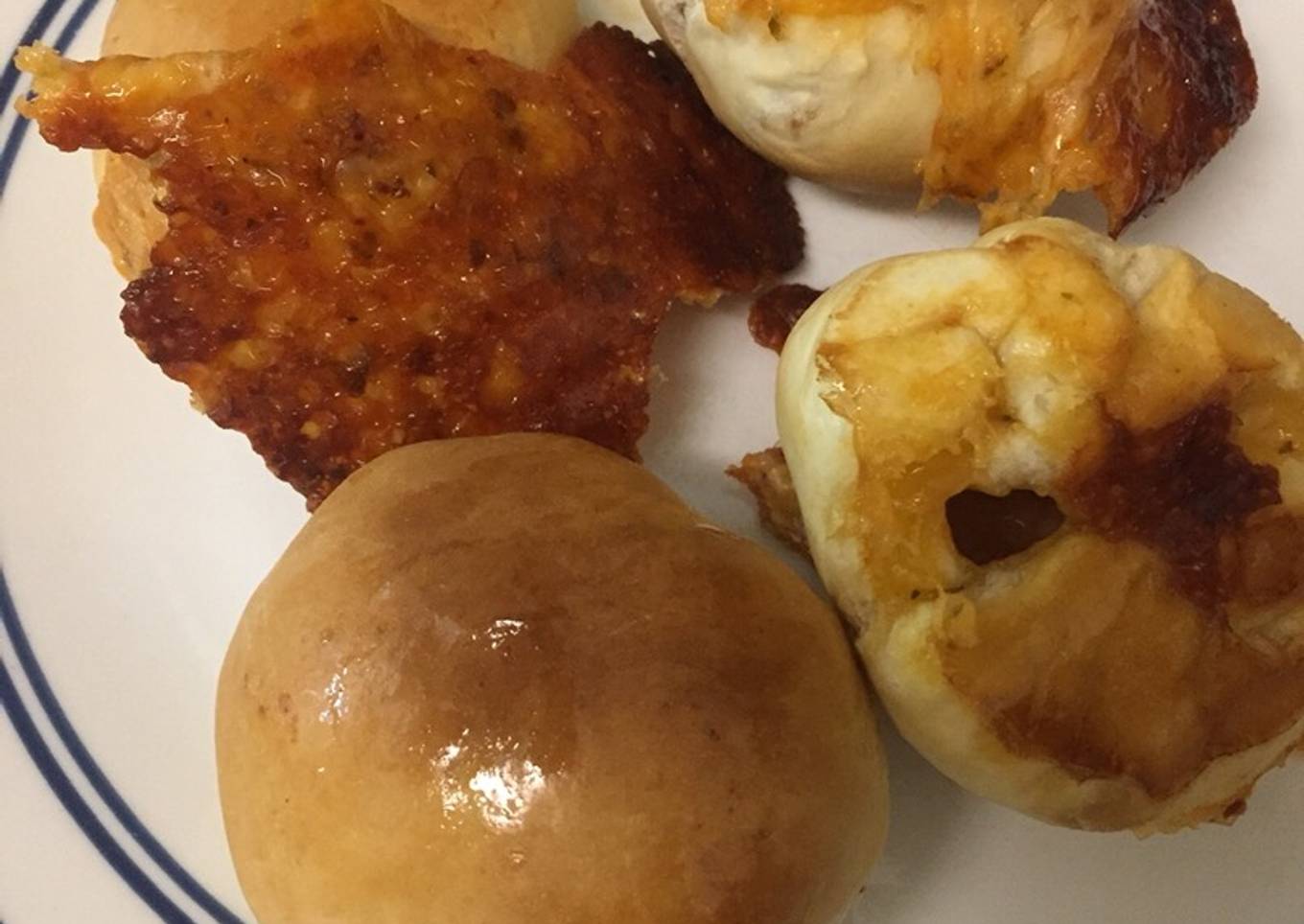 Pizza Bombs Pizza dough filled with cheese and pizza sauce in round shape
