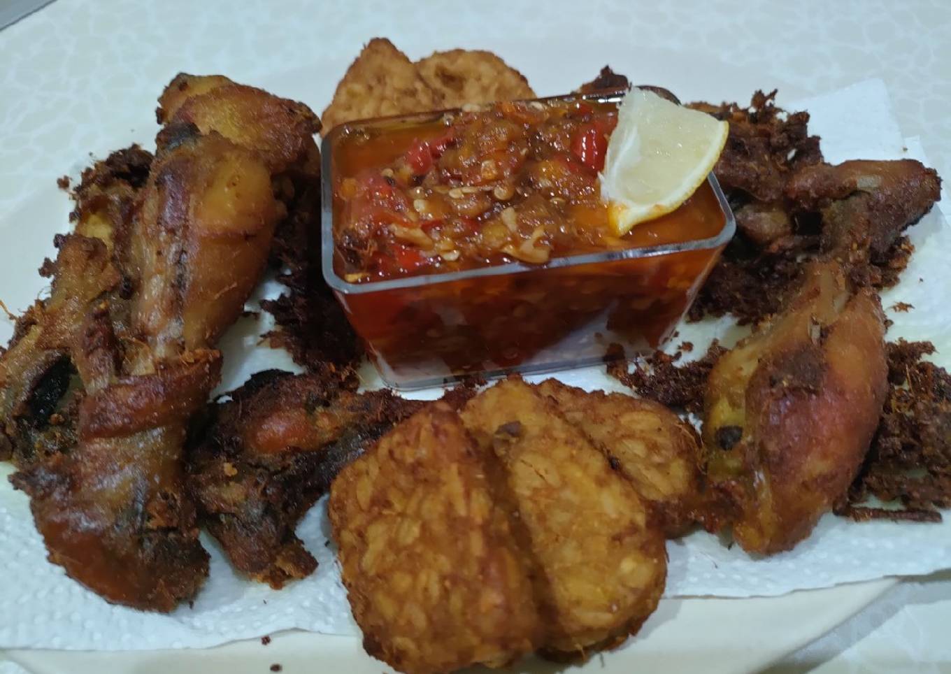 Ayam Goreng Ungkep Bumbu Kuning