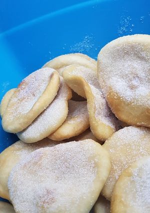 Una foto de Tortas fritas 🧉⛈️