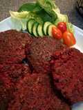 Beetroot dan quinoa burger