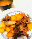 Patatas estofadas con carne Japonés NICUZYAGA🇺🇾🇯🇵肉じゃが