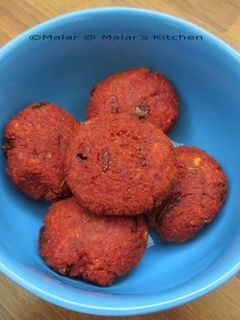 63.மாலரின் சமையலறையில் இருந்து பீட்ரூட் வடை ~ விருந்தினர் பதிவு செய்முறை முக்கிய புகைப்படம்