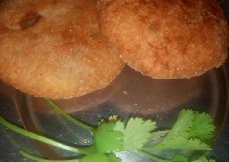 Steps to Prepare Award-winning Suji aalu ki kachori