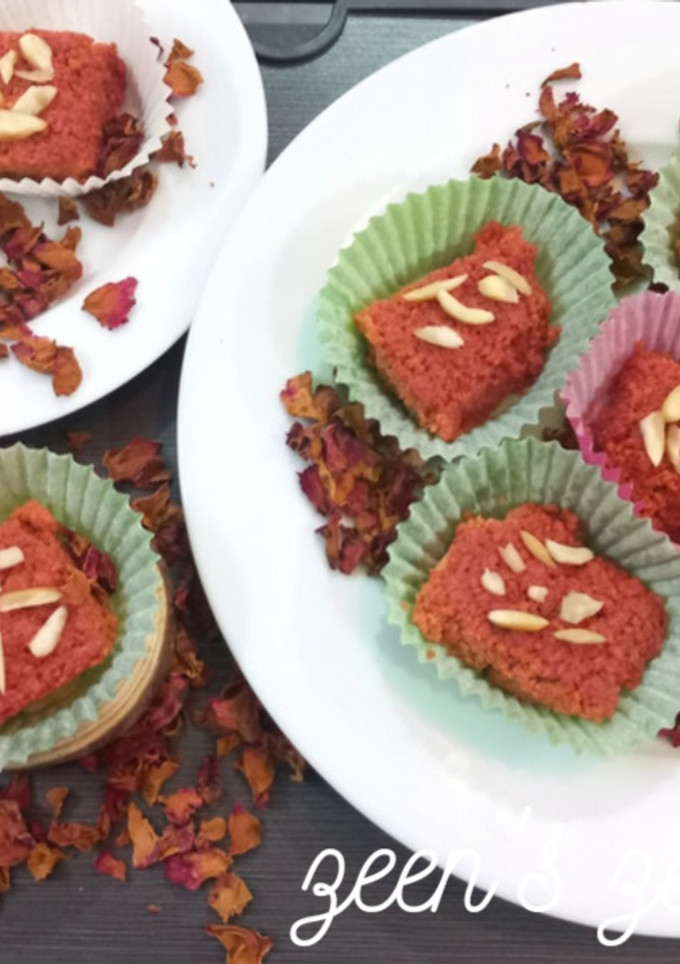 A picture of Beetroot Kalakand with Split Milk.