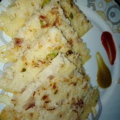 A picture of Onion uttapam.