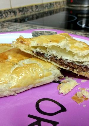 Una foto de Empanada Dulce de turrón suchard