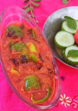 शिमला मिर्च सब्जी (Shimla mirch sabzi recipe in hindi) रेसिपी मुख्य फोटो