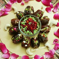 A picture of Royal Gulkand Dates Delight.