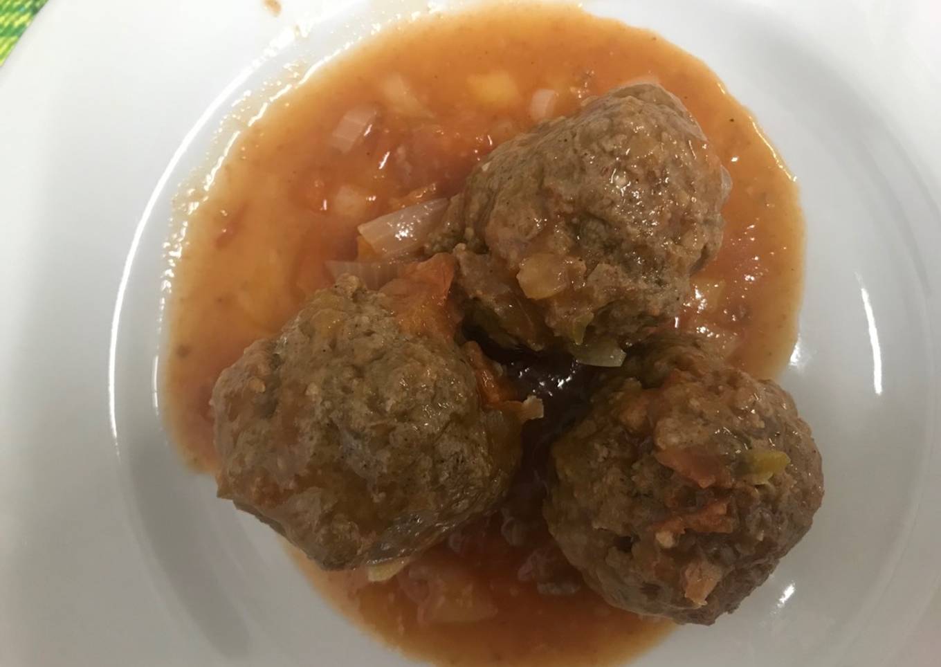 Albóndigas de res a la criolla