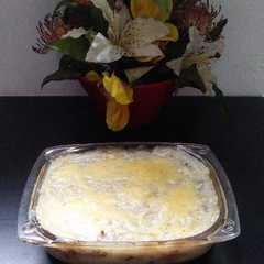 Una foto de Pastel de carne con falsa bechamel