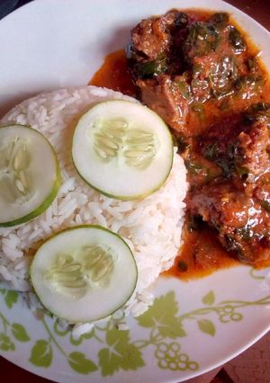 A picture of Rice and moringa stew.
