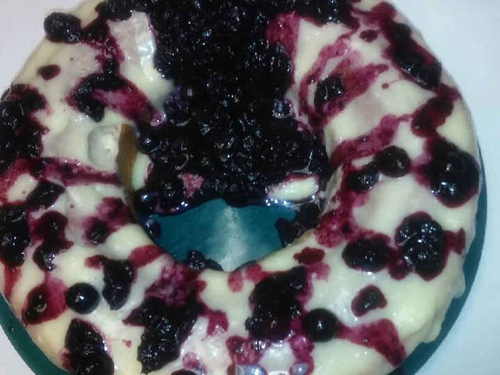 Easy Way Make Yellow cake w Blueberry-Pineapple sauce which Delicious