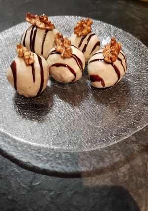 Zserbó golyó recept fotója