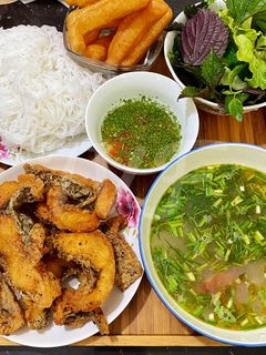 Hình của món Bún cá chấm.