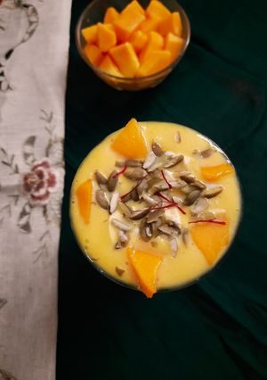 A picture of Mango shake.