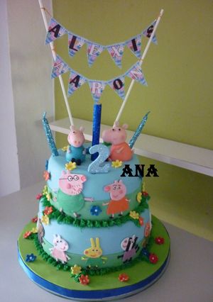 Una foto de Torta de pepa pig cumpleaños de mellizos
