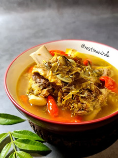 Foto resep Asem-asem Iga Daun Kedondong