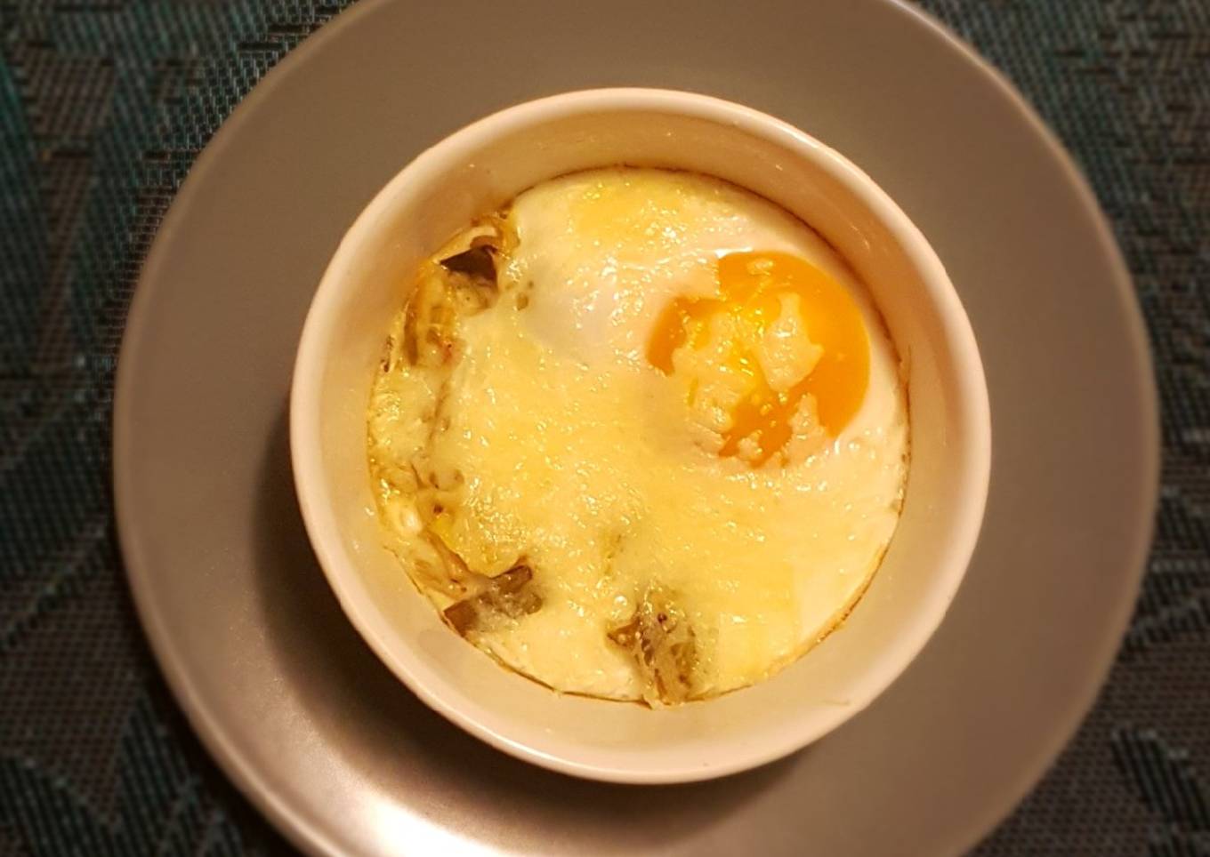 Oeuf cocotte fondue de poireaux