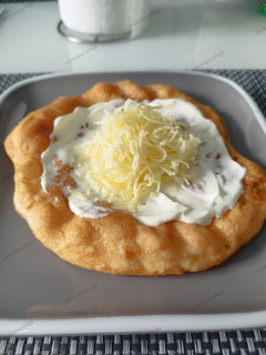 Joghurttal készült lángos gluténmentesen recept fotója