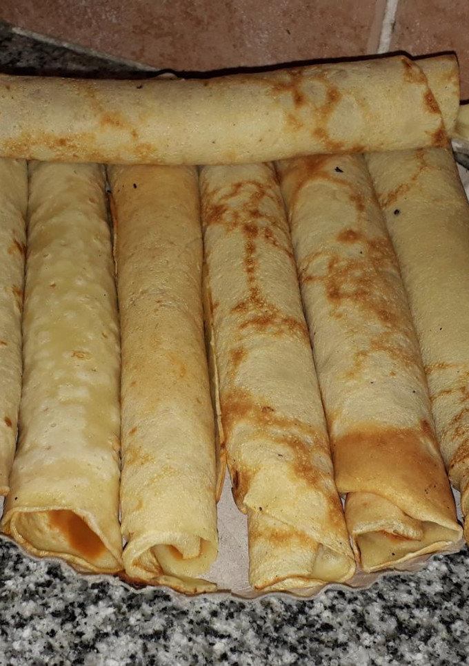Una foto de Panqueques con dulce de leche