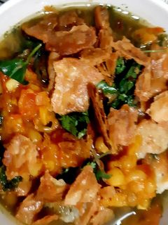 बनारसी टमाटर चाट (banarasi tamatar chaat recipe in Hindi) रेसिपी मुख्य फोटो