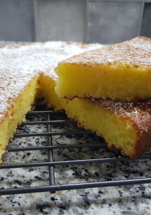 Una foto de Torta húmeda de naranja bien fácil