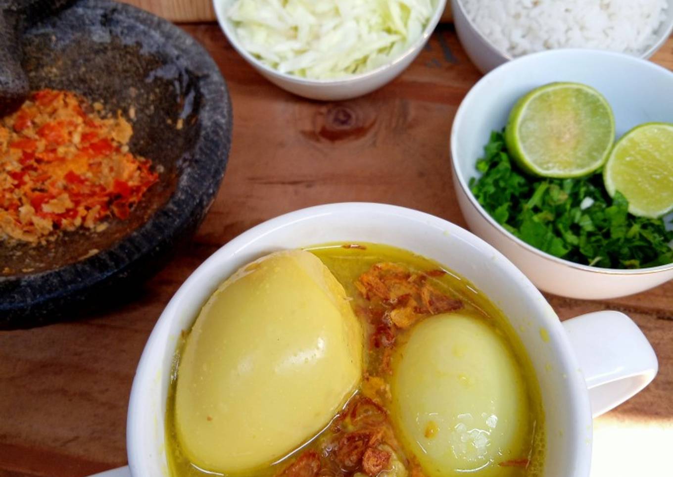 Soto Bening Telor Kampung