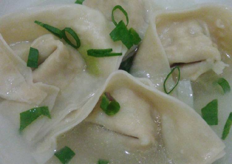 Sup Pangsit atau Wonton soup klasik