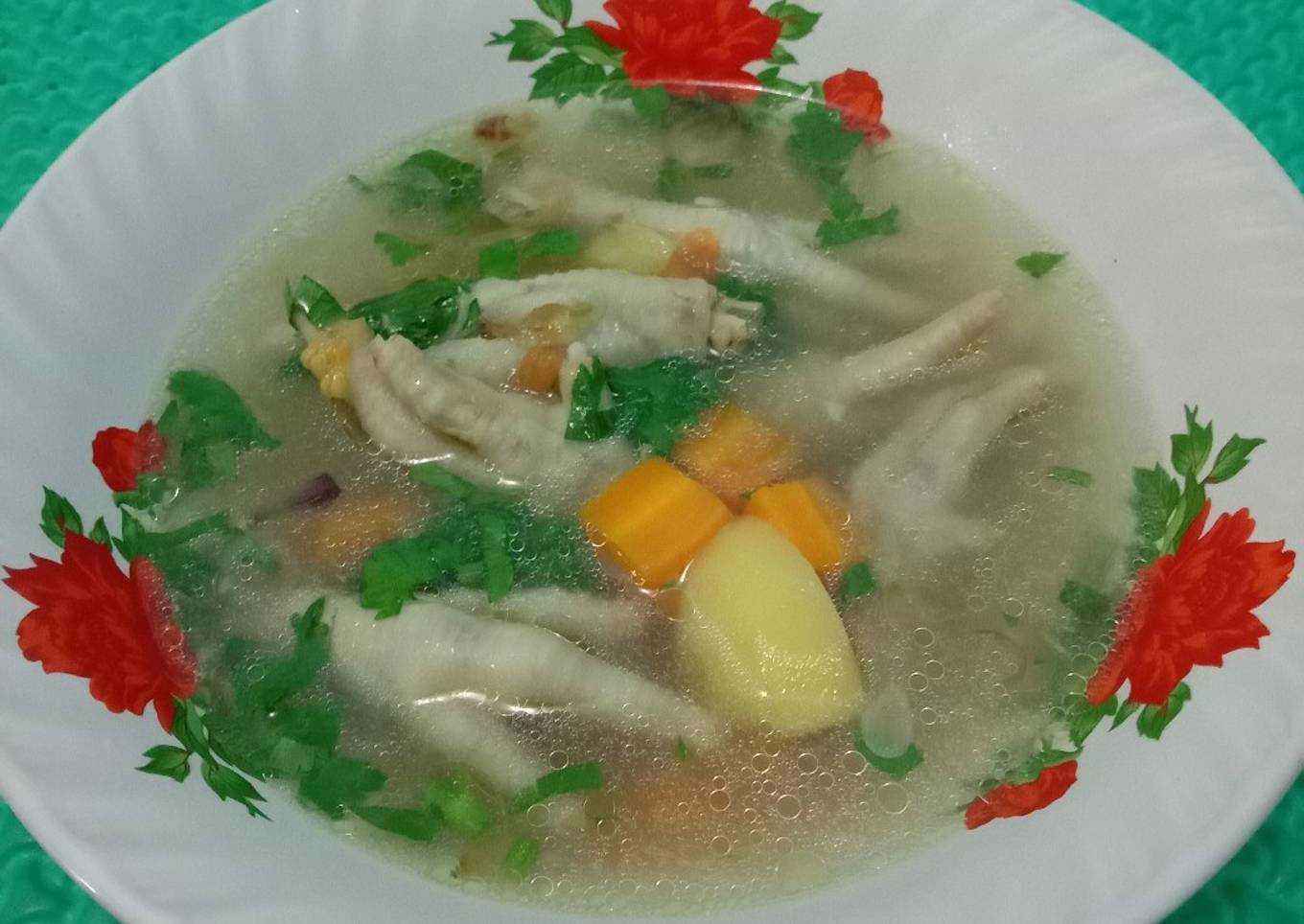 Sup Ceker Rasa Tulang