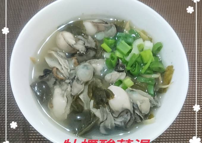 牡蠣酸菜湯 簡單料理 食譜by 潘俊霖的 簡單料理 Cookpad