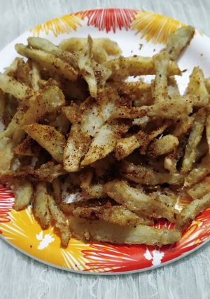 पेरी पेरी फ्रेंच फ्राइज़ (Peri peri french fries recipe in Hindi) रेसिपी मुख्य फोटो