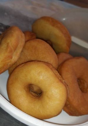 A picture of Doughnut 🍩.