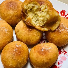 A picture of Fried bread.