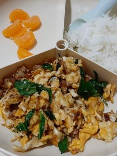 รูปของ ไข่เจียวหมูสับผักบุ้ง สูตรเด็ก 1 ขวบ