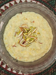 मूंग दाल की खीर (moong dal ki kheer recipe in Hindi) रेसिपी मुख्य फोटो