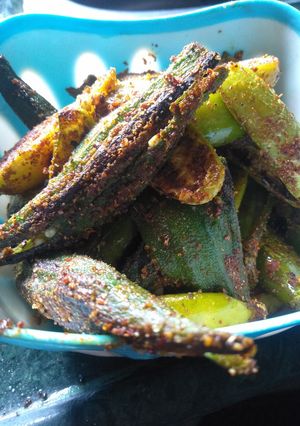 करारी भिंडी (karari bhindi recipe in Hindi) रेसिपी मुख्य फोटो
