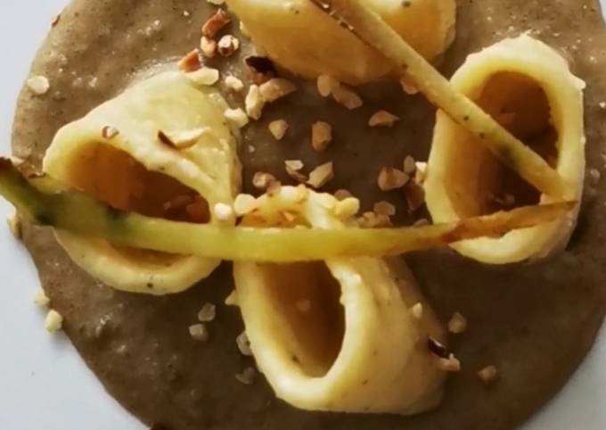 Come a Preparare Fatto in casa super veloce Paccheri al sapore vegano, con crema di patate,segale, legumi
